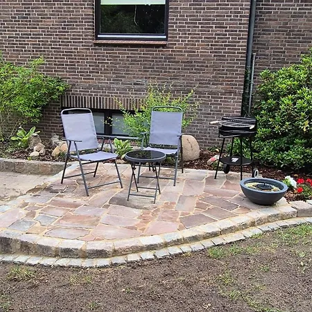 アパート Sleep And Im Gruenen シュネーヴァーディンゲン